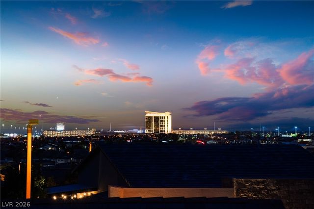 6812 Double Star Street, Las Vegas, NV 89135