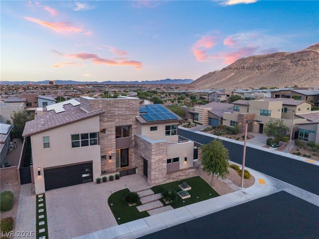 6812 Double Star Street, Las Vegas, NV 89135