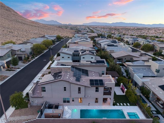 6812 Double Star Street, Las Vegas, NV 89135