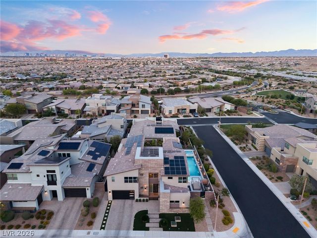 6812 Double Star Street, Las Vegas, NV 89135