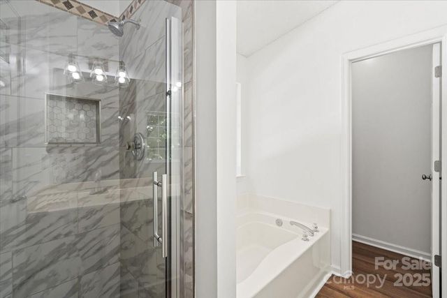 2008 Waters Trail Drive, Charlotte, NC 28216