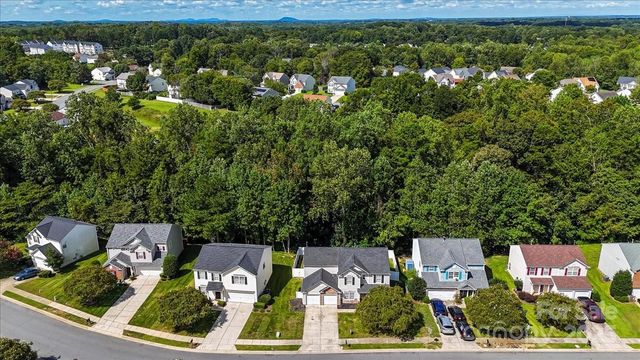 2008 Waters Trail Drive, Charlotte, NC 28216