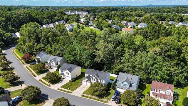 2008 Waters Trail Drive, Charlotte, NC 28216