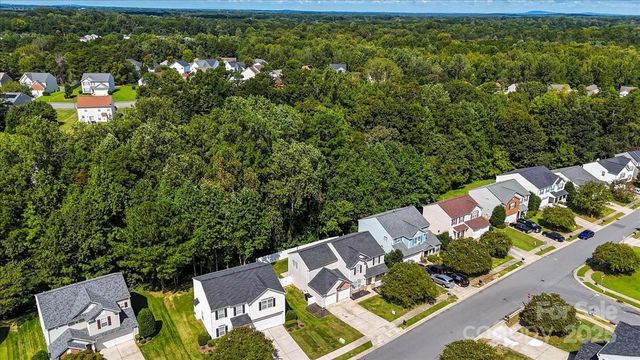 2008 Waters Trail Drive, Charlotte, NC 28216