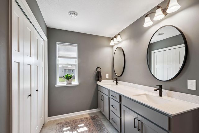 3818 192nd Street W, Farmington, MN 55024