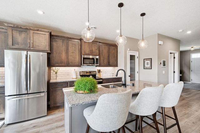 3818 192nd Street W, Farmington, MN 55024