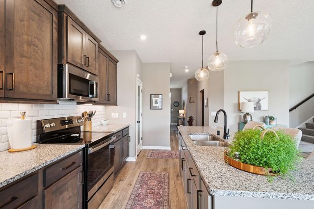 3818 192nd Street W, Farmington, MN 55024