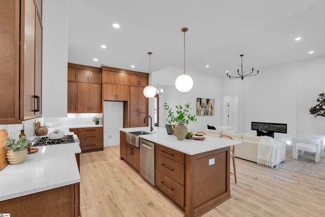 3798A Ballenger Road, Greer, SC 29361