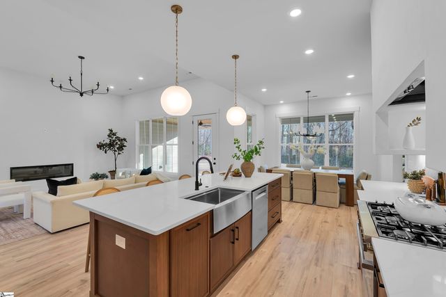 3798A Ballenger Road, Greer, SC 29361