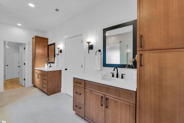 3798A Ballenger Road, Greer, SC 29361