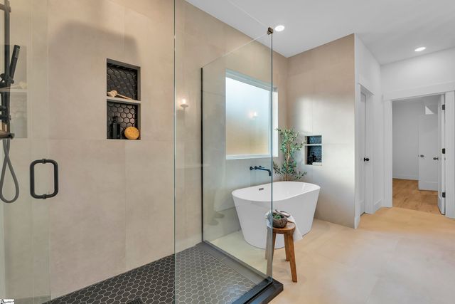 3798A Ballenger Road, Greer, SC 29361