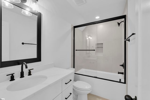 3798A Ballenger Road, Greer, SC 29361