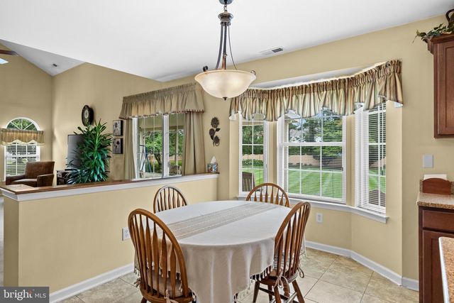 6 DOUGLAS LN, Lumberton, NJ 08048