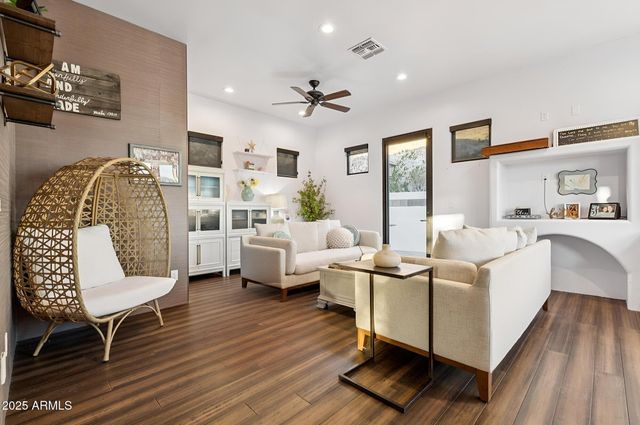 23380 N 61ST Drive, Glendale, AZ 85310