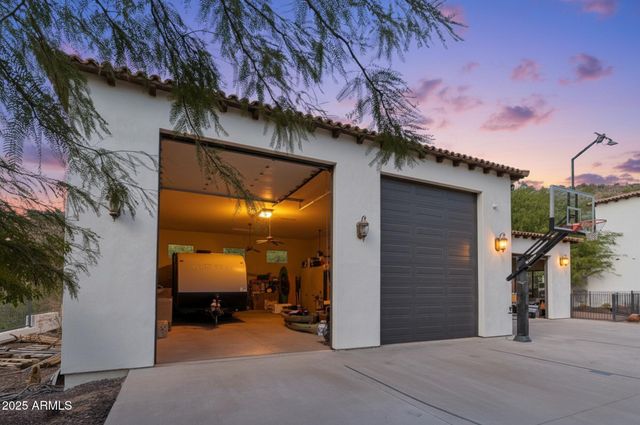 23380 N 61ST Drive, Glendale, AZ 85310