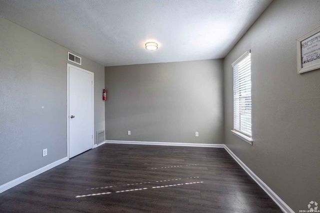11349 NEWKIRK ST # 1045, Dallas, TX 75229