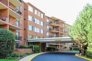 18 E OLD WILLOW Road 127N, Prospect Heights, IL 60070