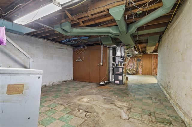 134 Youngstown Rd, North Union Twp, PA 15456