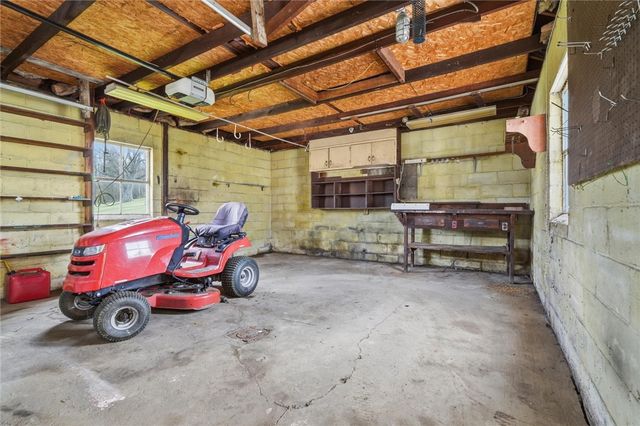 134 Youngstown Rd, North Union Twp, PA 15456