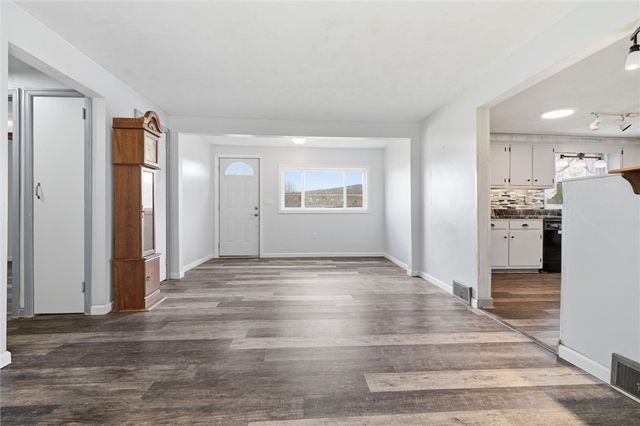 134 Youngstown Rd, North Union Twp, PA 15456