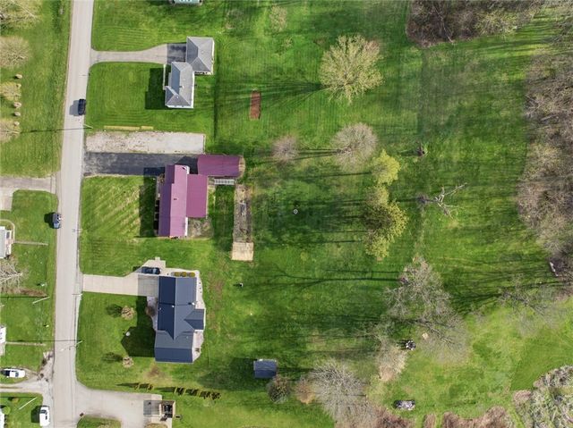 134 Youngstown Rd, North Union Twp, PA 15456