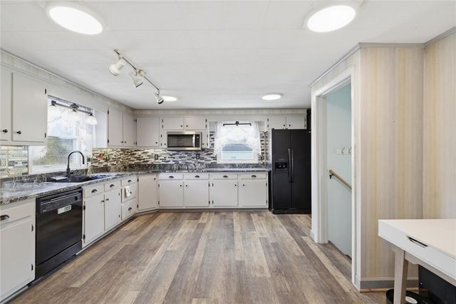 134 Youngstown Rd, North Union Twp, PA 15456