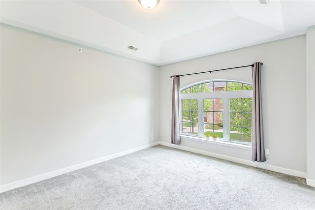 5535 Arbor Chase Drive, Ann Arbor, MI 48103