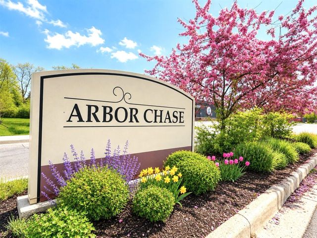 5535 Arbor Chase Drive, Ann Arbor, MI 48103