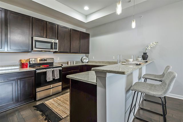 5535 Arbor Chase Drive, Ann Arbor, MI 48103