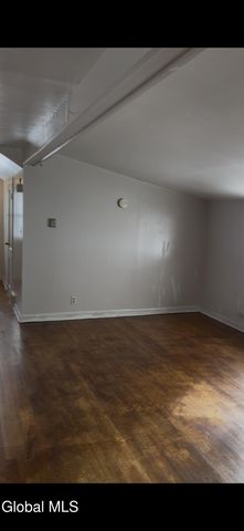 117 Henry Street, Schenectady, NY 12304