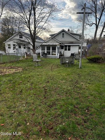 117 Henry Street, Schenectady, NY 12304