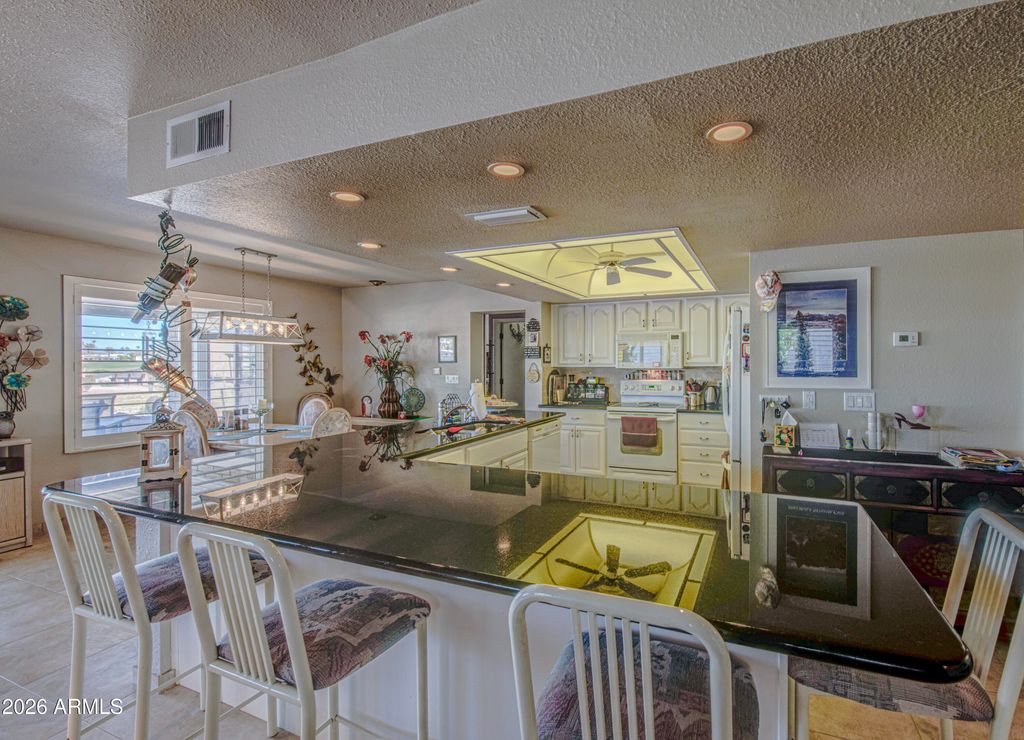 Image 12 of property listing at 5350 E LINDSTROM Lane, Mesa, AZ 85215