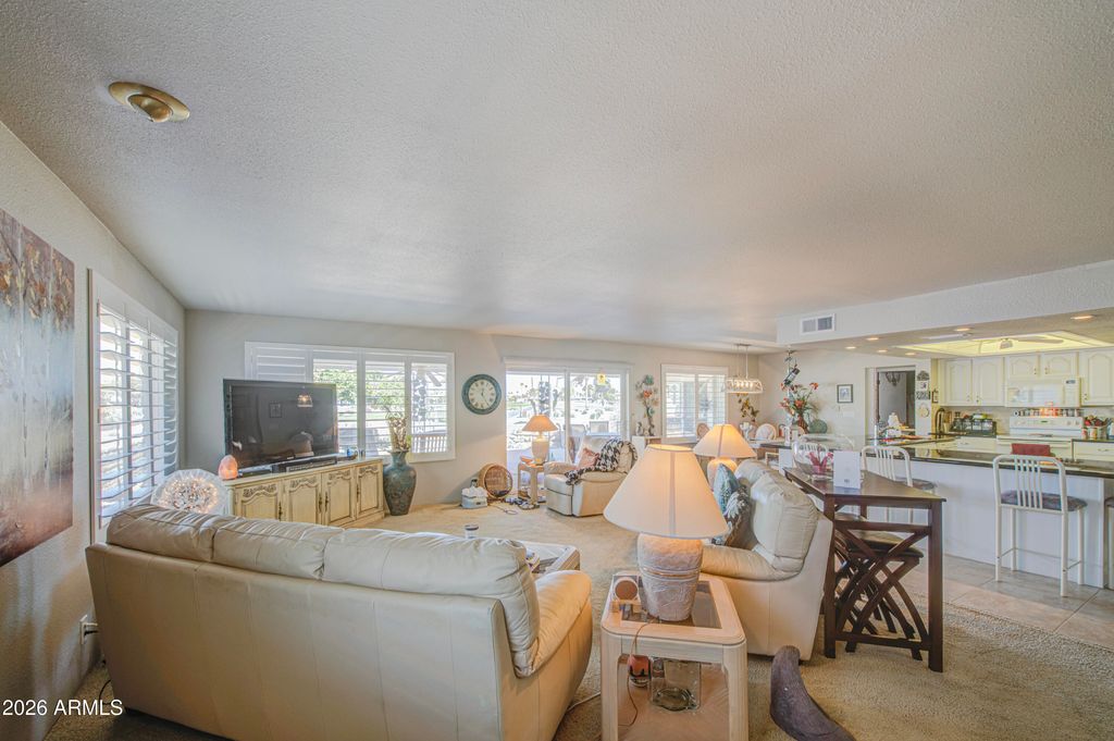 Image 20 of property listing at 5350 E LINDSTROM Lane, Mesa, AZ 85215