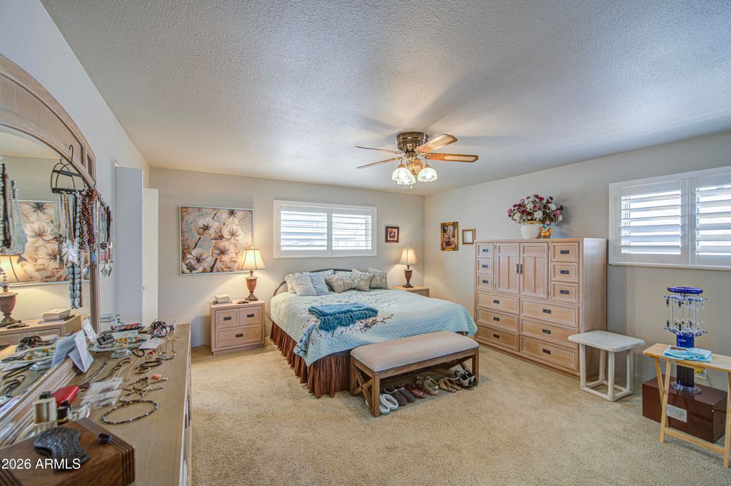 Image 22 of property listing at 5350 E LINDSTROM Lane, Mesa, AZ 85215