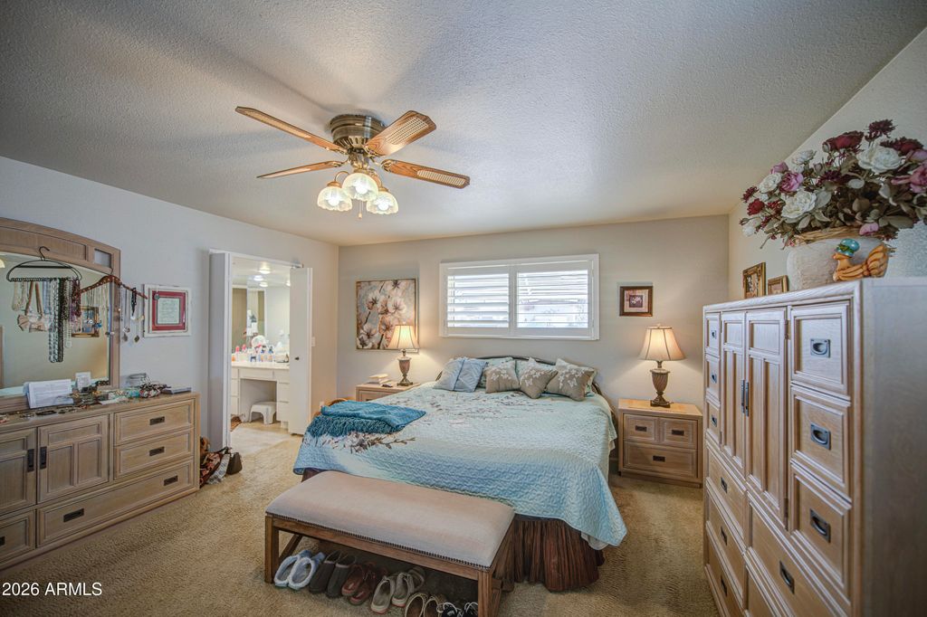Image 23 of property listing at 5350 E LINDSTROM Lane, Mesa, AZ 85215