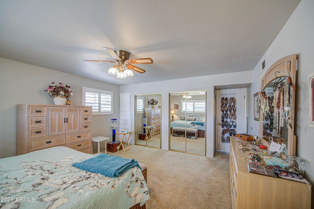 Image 24 of property listing at 5350 E LINDSTROM Lane, Mesa, AZ 85215