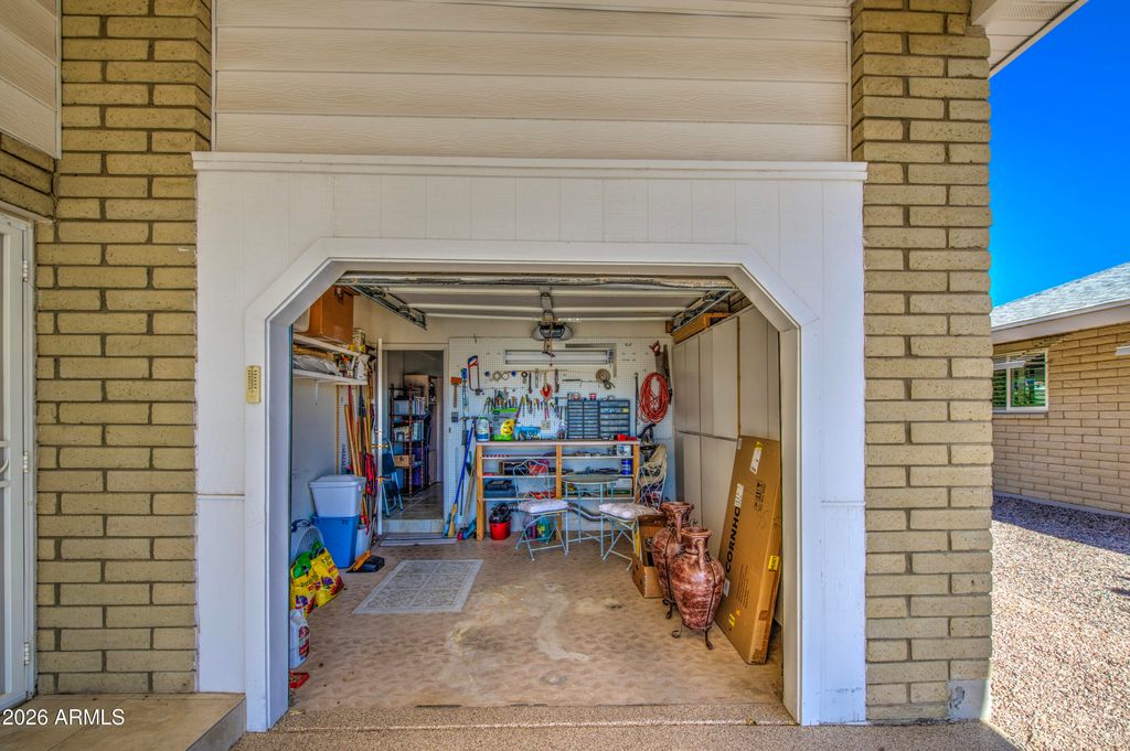 Image 40 of property listing at 5350 E LINDSTROM Lane, Mesa, AZ 85215