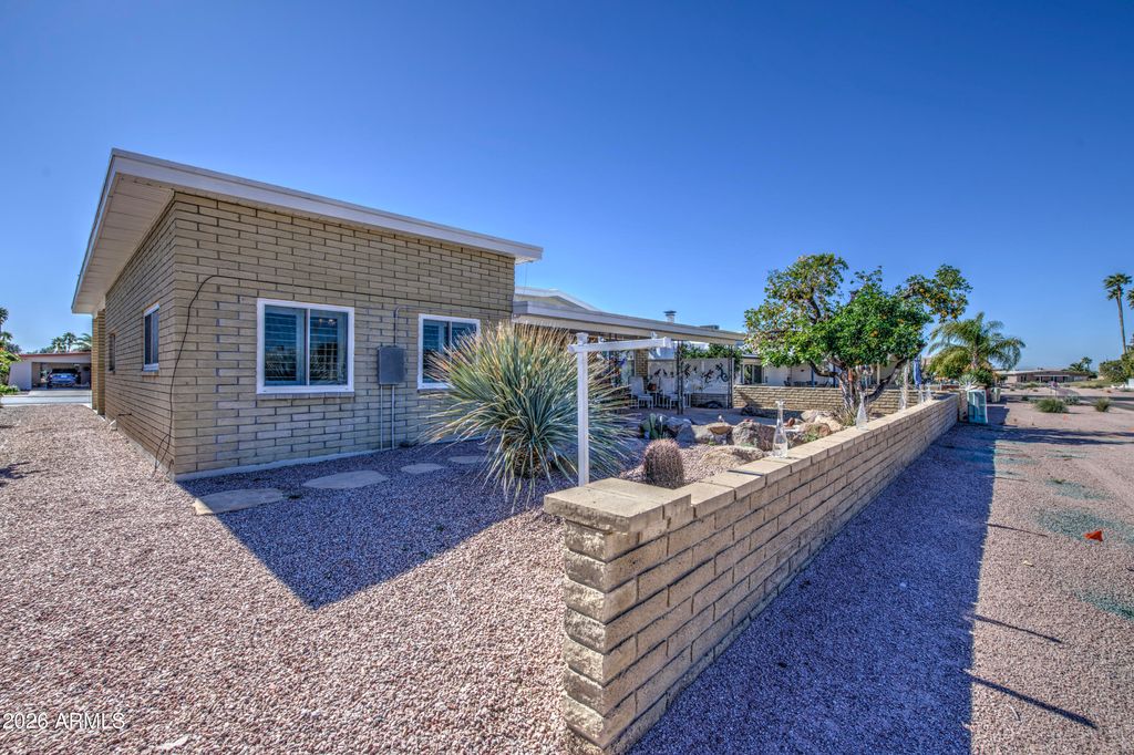 Image 42 of property listing at 5350 E LINDSTROM Lane, Mesa, AZ 85215