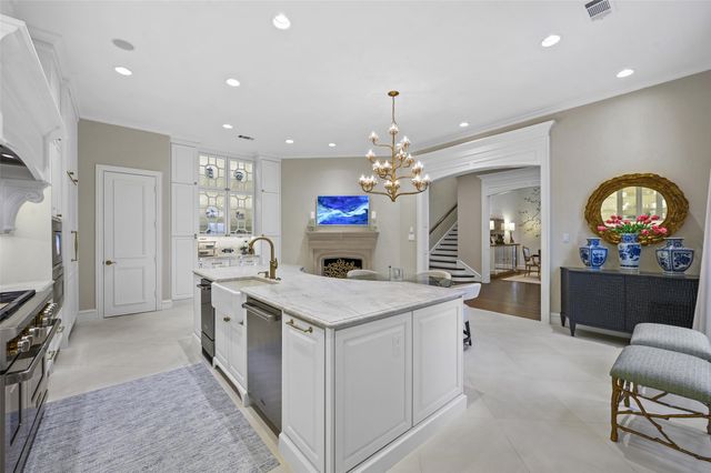 5715 Wortham Lane, Dallas, TX 75252