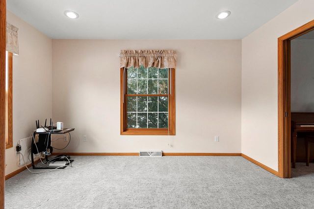 2640 SOMAN COURT, Green Bay, WI 54311