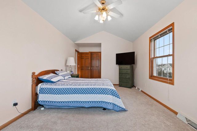 2640 SOMAN COURT, Green Bay, WI 54311