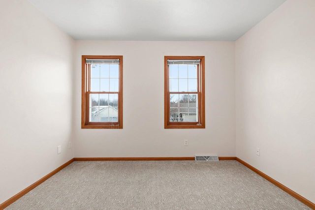 2640 SOMAN COURT, Green Bay, WI 54311