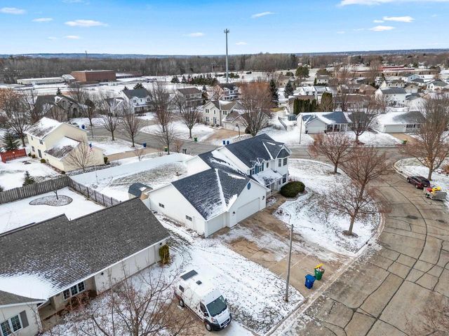 2640 SOMAN COURT, Green Bay, WI 54311