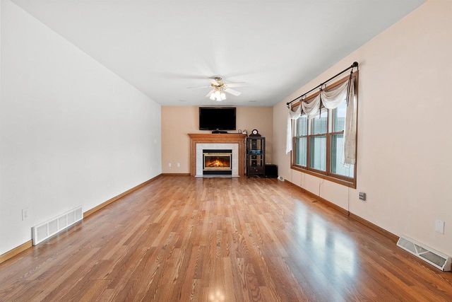 2640 SOMAN COURT, Green Bay, WI 54311