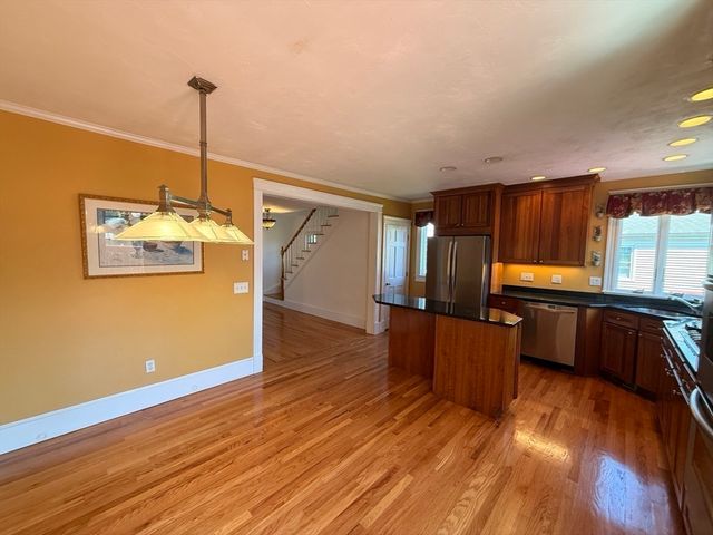 6 Bella Vista Ave, Mansfield, MA 02048