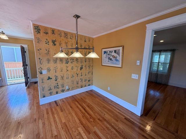 6 Bella Vista Ave, Mansfield, MA 02048