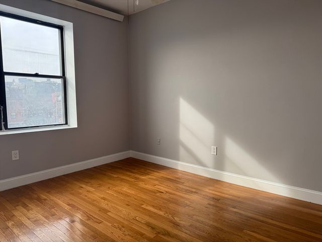 25-31 Maverick Sq 5, Boston, MA 02128