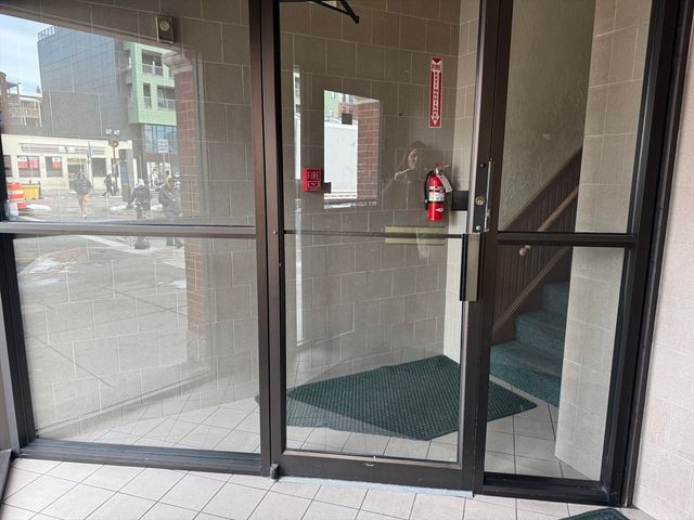 25-31 Maverick Sq 5, Boston, MA 02128