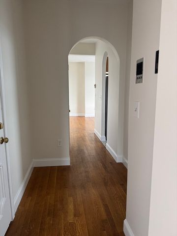 25-31 Maverick Sq 5, Boston, MA 02128