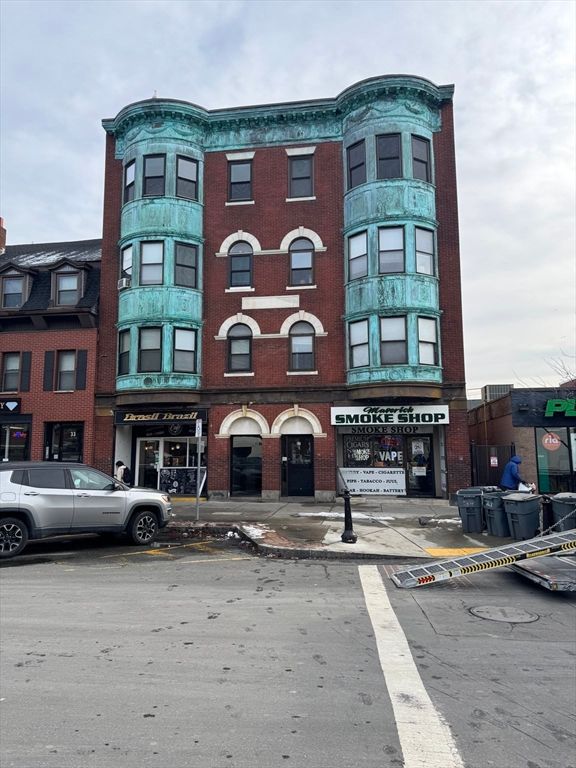 25-31 Maverick Sq 5, Boston, MA 02128